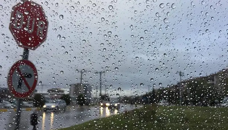 Meteoroloji’den Acil Uyarı: 20 İl İçin Sıcaklık Düşüyor ve Sağanak Yağış Bekleniyor