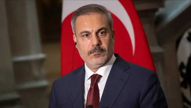 Bakan Fidan, Azerbaycan ve Mısırlı Mevkidaşlarıyla Stratejik Görüşmelerde Bulundu