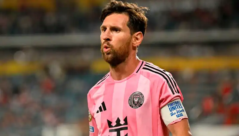 Messi, Karşılaşmaya Beraberlikle Başladı: Son Dakika Şutuyla Heyecan Yaratıldı