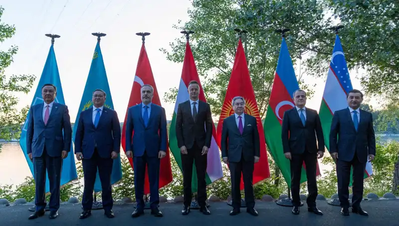 Türkiye ve Macaristan Arasındaki İlişkiler Güçleniyor: Bakan Fidan Budapeşte'de Toplandı