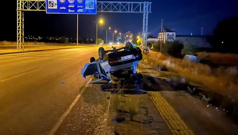 TIR Kazası: Otomobil Takla Attı, Yaralı Var!