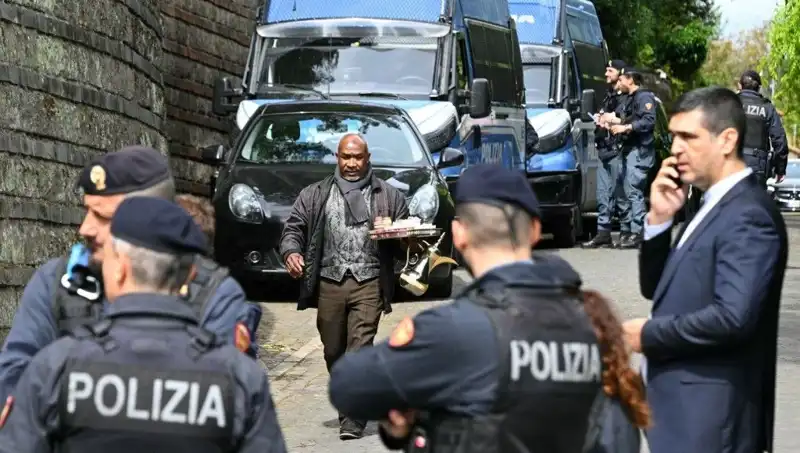 Roma'da Nükleer Müzakereler: İran ve ABD Tarihi Bir Temasta Bulundu