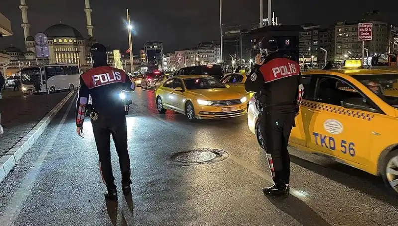 İstanbul’da Gece Yarısı Baskın: 873 Gözaltı ve Huzursuzluk!