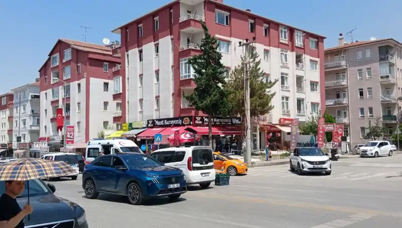 Taksi ve Otomobil Çarpıştı: Şok Edici Kaza Ayrıntıları