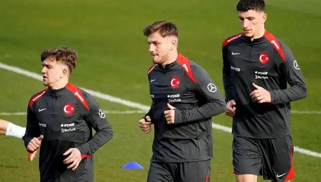 Fenerbahçe Rivayetleri Son Buldu: Milli Yıldız Galatasaray’a İmza Atıyor!