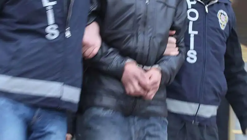 Adana’da Uyuşturucu Operasyonu: 45 Kişi Gözaltına Alındı