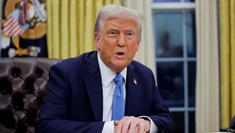Trump’tan dikkat çeken açıklama: İran'dan petrol alan ülkelere yaptırım müjdesi!