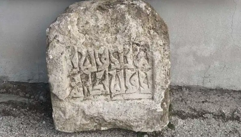 Adana'da Tarihi Eser Operasyonu: Kayıp Hazineler Ele Geçirildi!