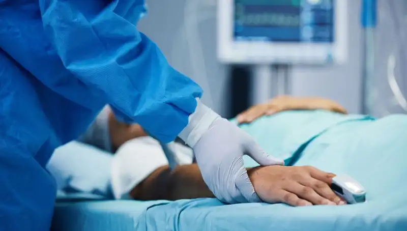 Belirtisi Olmadan Ölümcül Hastalığa Yakalanan Genç Kadın: Hayat Mücadelesi