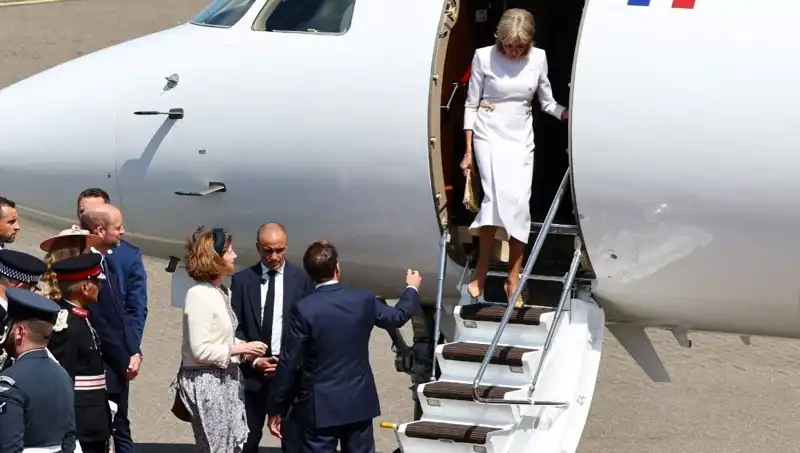Macron Çiftinde Büyüyen Kriz: Eşi Görmezden Geldi mi?