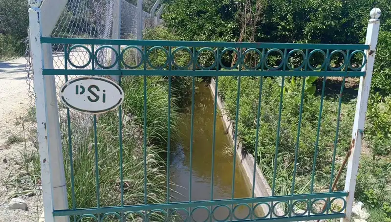 Hatay'da Kayıp 3 Yaşındaki Çocuk Sulama Kanalında Bulundu: Aile ve Komşular Tarafından Şok!