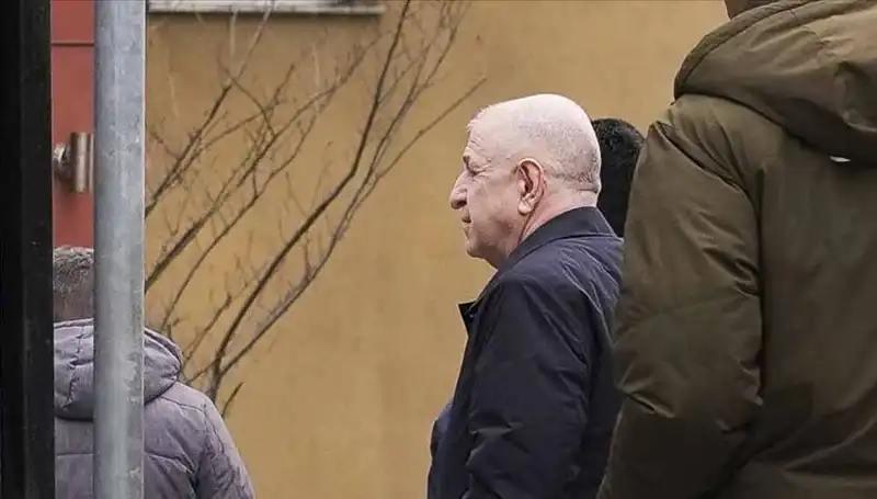 Ümit Özdağ'ın Dava Sürecinde Kritik Ara Karar: Kamuoyunun Tepkileri Neler?