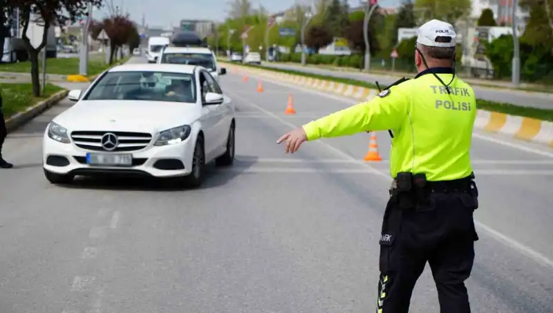 2025 Yılında Yeni Trafik Cezaları: Artış Bekleniyor Mu?
