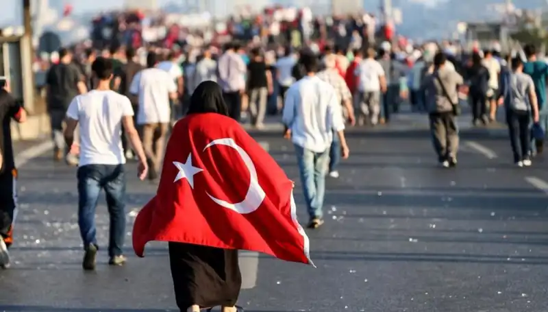Kabineden 15 Temmuz’a Özel Anlamlı Mesajlar: Hatırlatmalar ve Vurgular