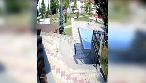 Kastamonu'da Muhtarın Müdahalesi Sonucu Bıçaklı Saldırıya Uğradı